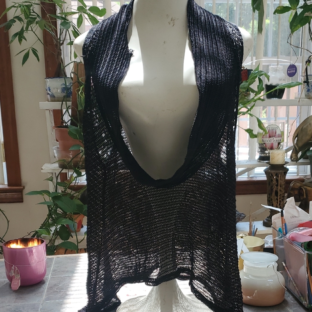 Lipstick Boutique Black Shrug Top
